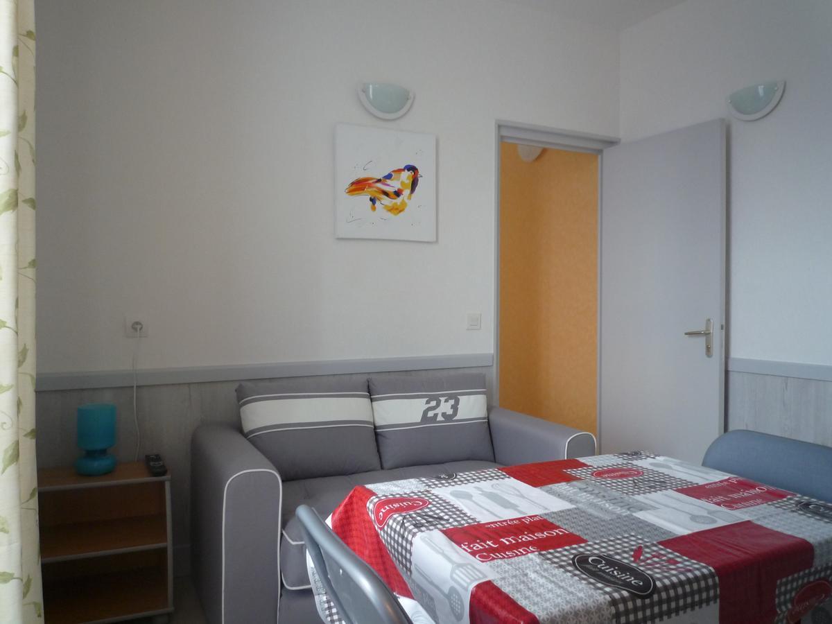 Au Relais Du Parc De Millevaches Hotell Felletin Exteriör bild