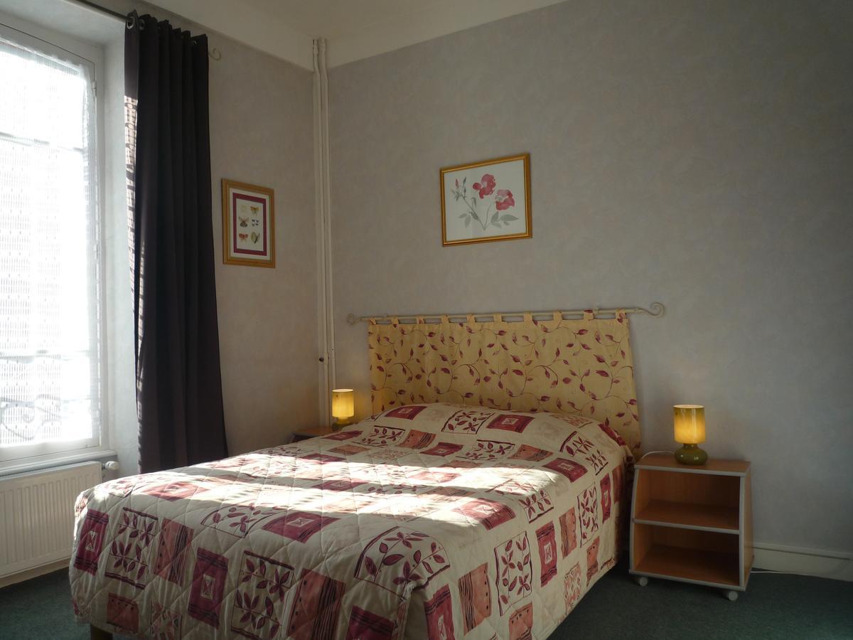 Au Relais Du Parc De Millevaches Hotell Felletin Exteriör bild
