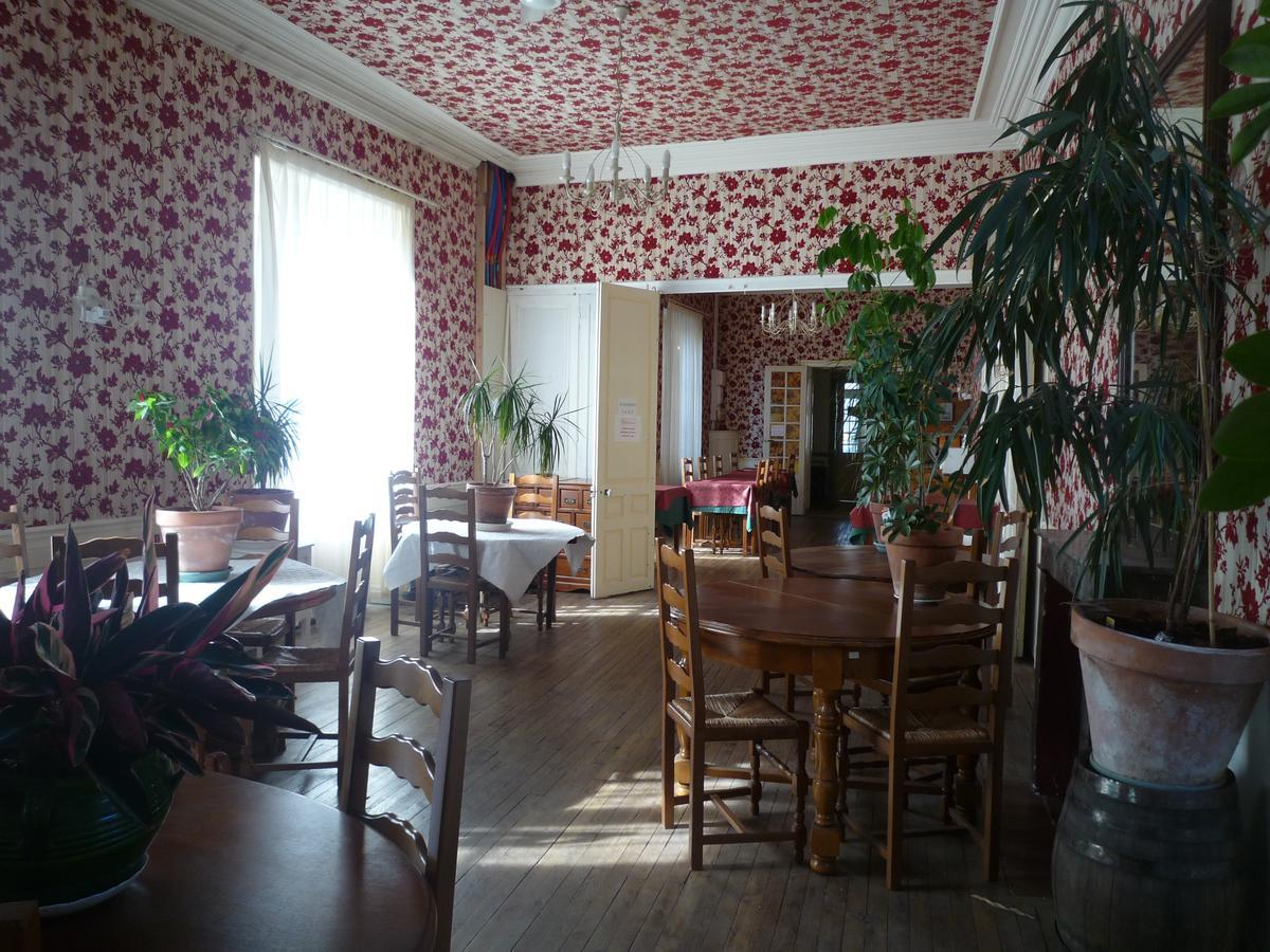 Au Relais Du Parc De Millevaches Hotell Felletin Exteriör bild